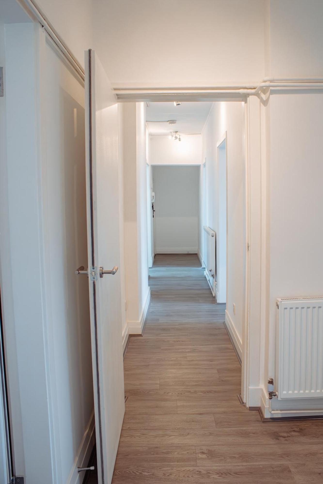 Spacious 4-Bed Flat - 10 Mins To City Centre Leeds  Luaran gambar